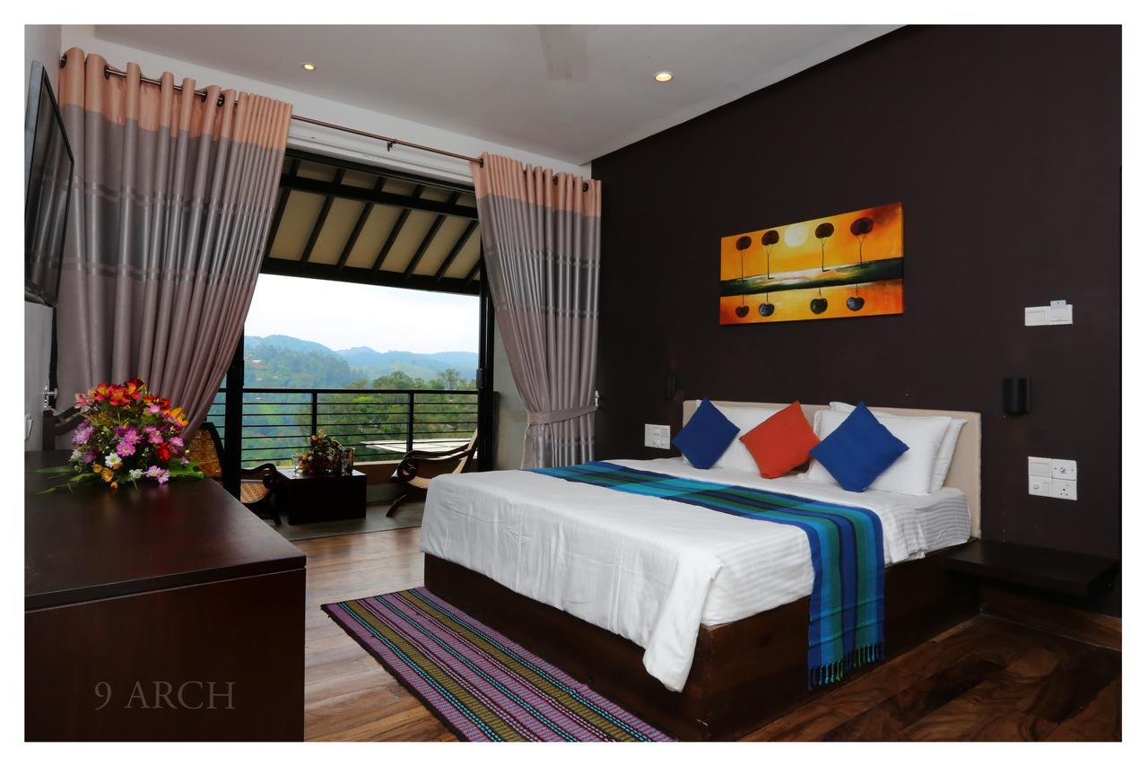 9 Arch Hotel บันดาราเวลา ภายนอก รูปภาพ