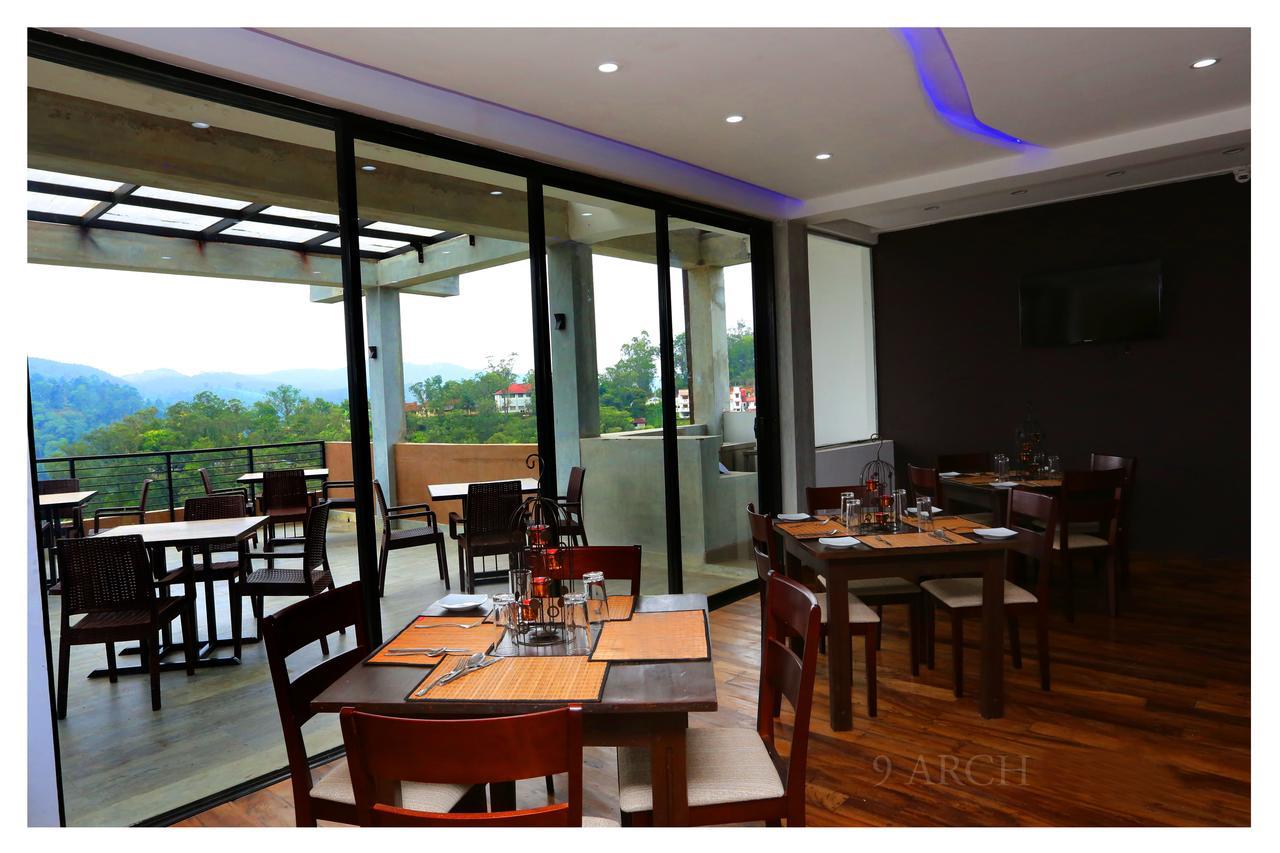 9 Arch Hotel บันดาราเวลา ภายนอก รูปภาพ