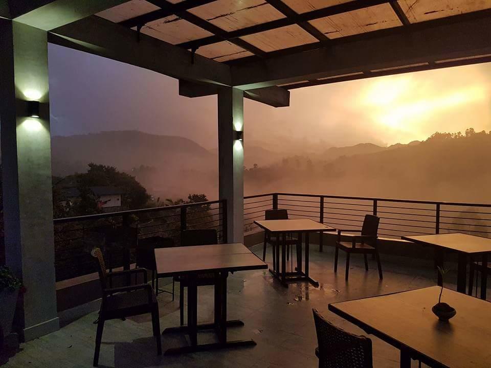 9 Arch Hotel บันดาราเวลา ภายนอก รูปภาพ
