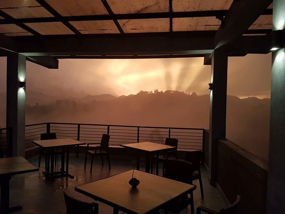 9 Arch Hotel บันดาราเวลา ภายนอก รูปภาพ